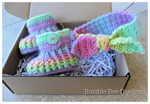 rainbow baby booties & headband, baby shoes, crochet baby booties, rainbow crib shoes, baby gift, baby shower, rainbow booty, pastel rainbow