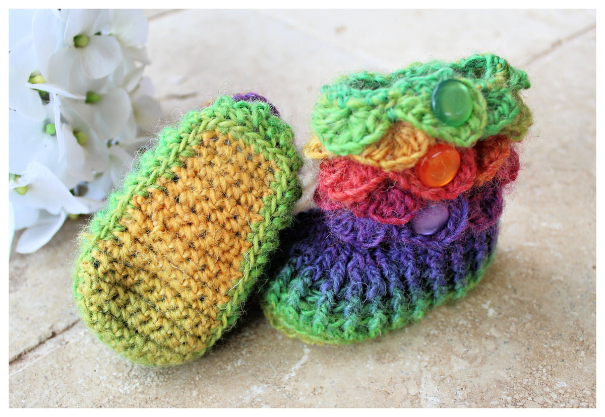 crocodile stitch baby booties that stay on, rainbow booties, baby slippers, new baby gift, 0-6 months